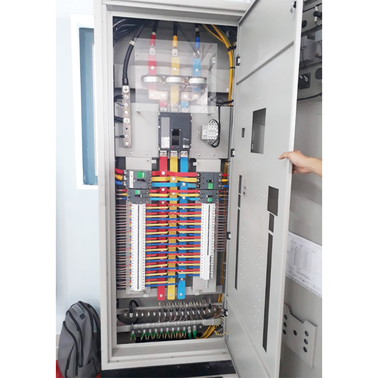 Tủ điện ATS 100A kết hợp tủ điện phân phối 100A có công tơ điện giám sát  điện năng
